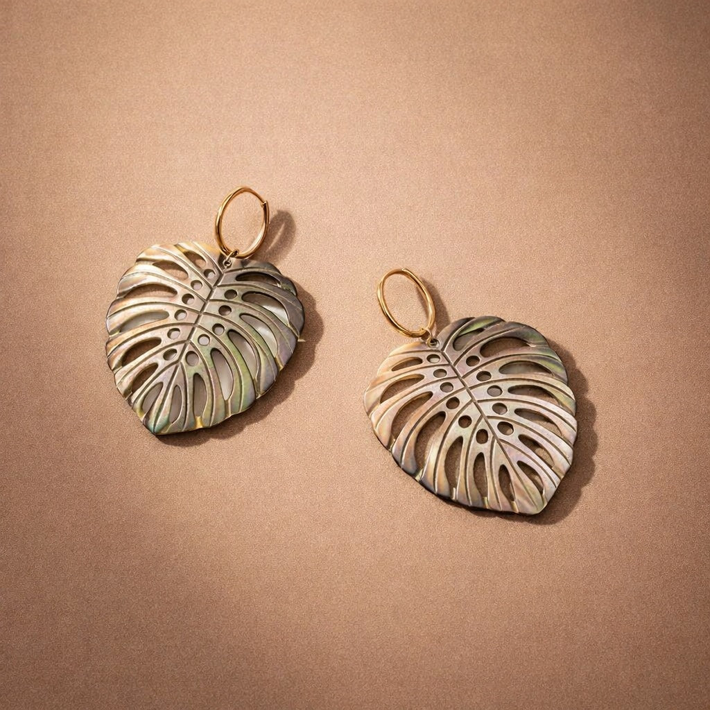 Boucle d'oreille - monstera nacre